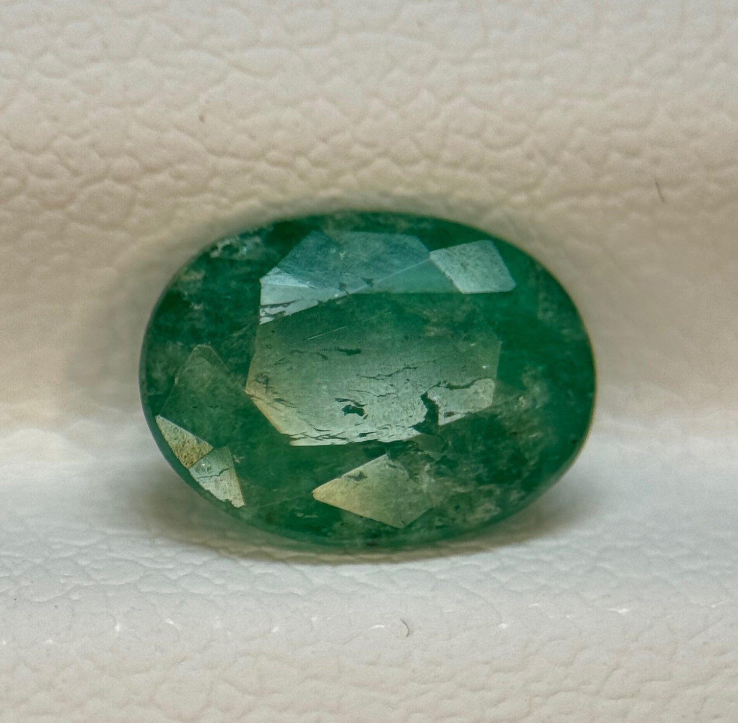 100% natural 1.15 Ct Emerald originates from Zambia - Cool Green Tone