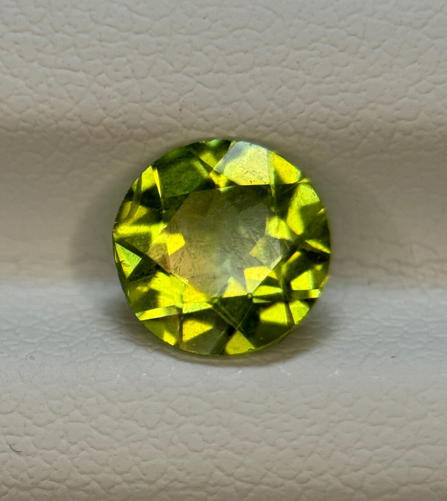VVS Peridot 1.15 Ct
