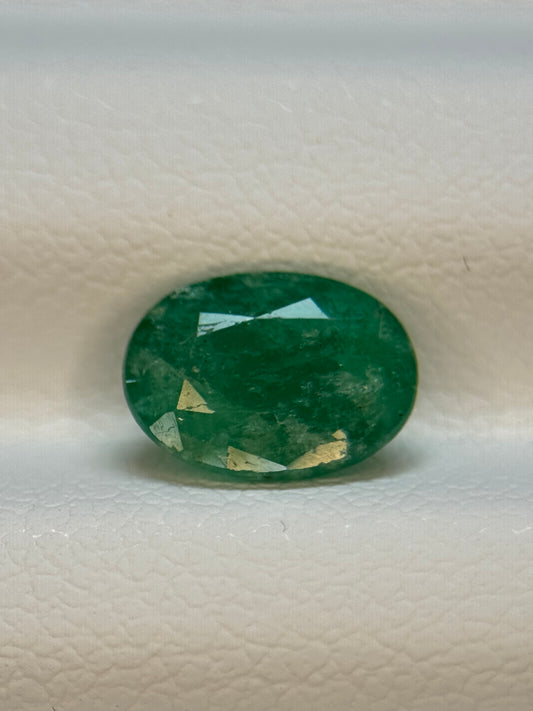 100% natural 1.15 Ct Emerald originates from Zambia - Cool Green Tone