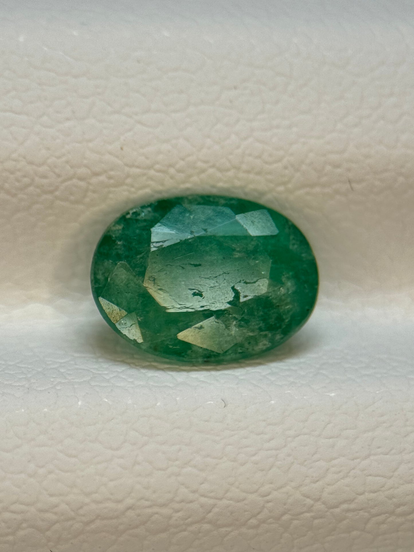 100% natural 1.15 Ct Emerald originates from Zambia - Cool Green Tone